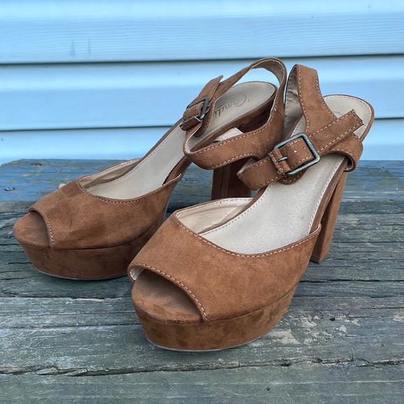 Candies platform chunky heels Sz 9.5 brown suede like Y2K open toe 5.5 in heels - Picture 1 of 15